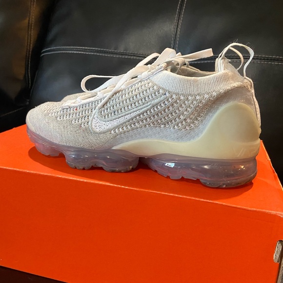 Women’s Air VaporMax 2021 FlyKnit - Picture 6 of 6